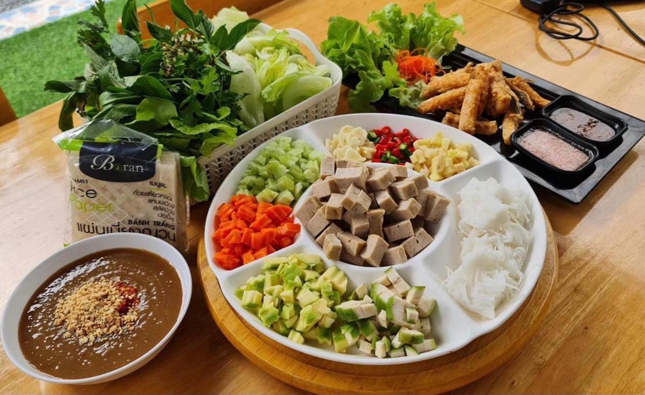 Homdoiintr Farmstay ฮ่อมดอยอินทร์ ฟาร์มสเตย์ Ban Huai Kaeo Exteriör bild