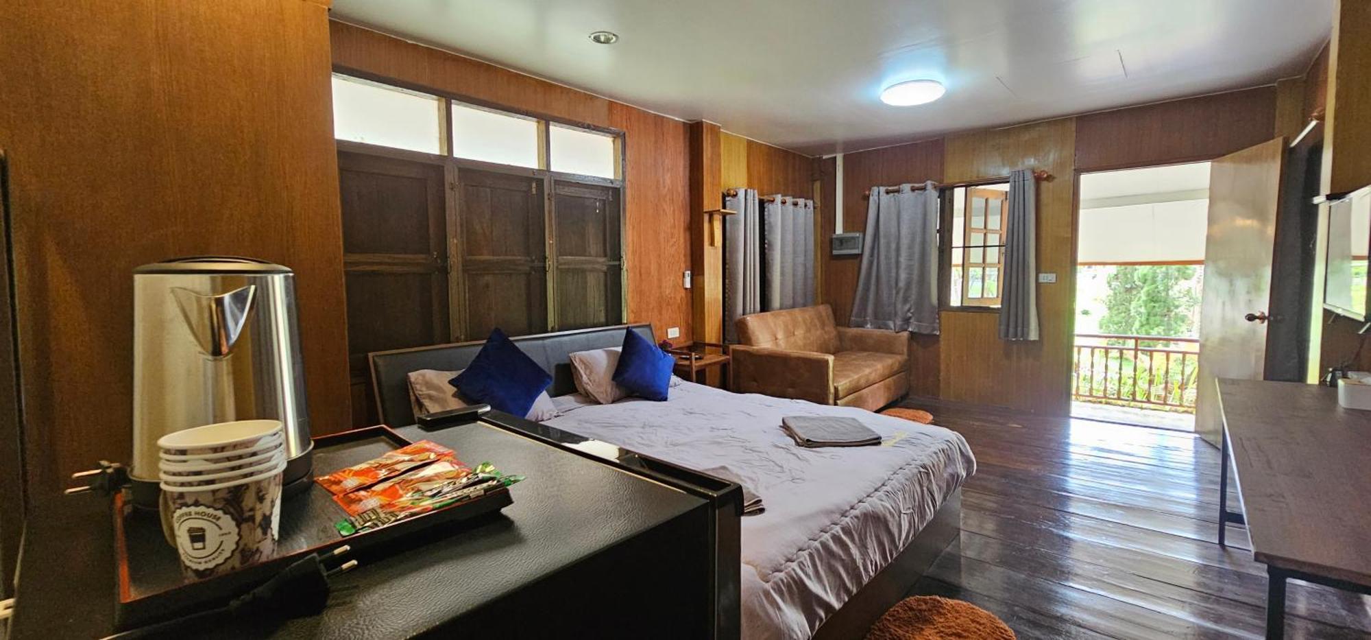 Homdoiintr Farmstay ฮ่อมดอยอินทร์ ฟาร์มสเตย์ Ban Huai Kaeo Exteriör bild