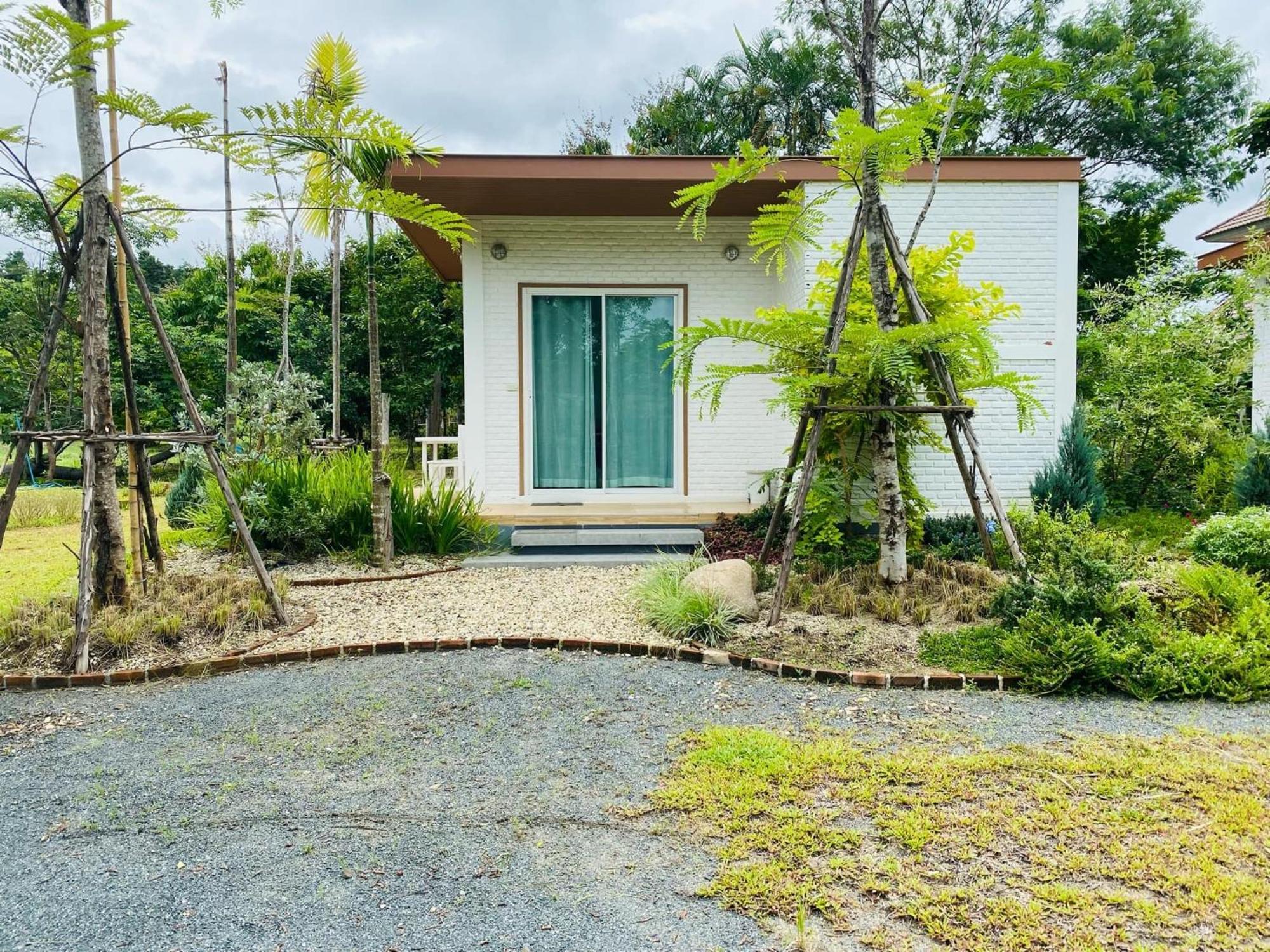 Homdoiintr Farmstay ฮ่อมดอยอินทร์ ฟาร์มสเตย์ Ban Huai Kaeo Exteriör bild